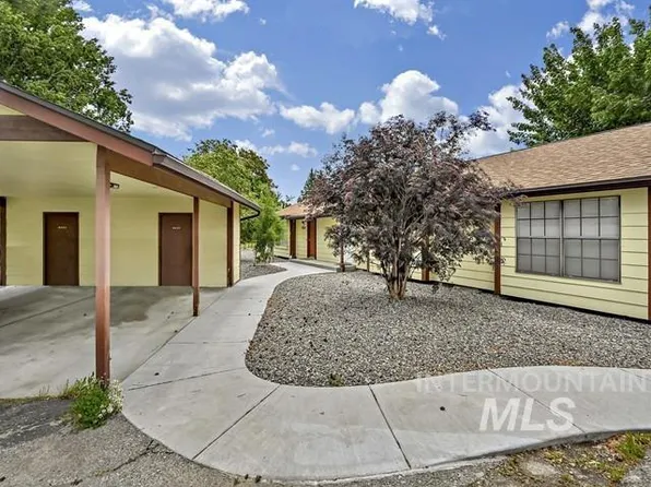 1941 S Priest Pl, Boise, ID 83706