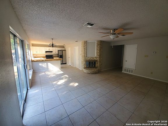 4th image of 14115 Cradlewood St