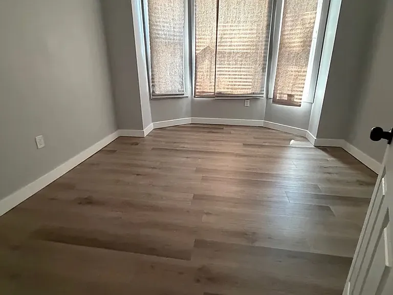 113 Elizabeth Ave #1L — Photo 2