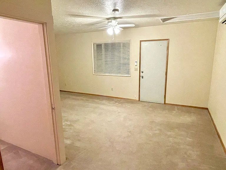 8640 NE Pacific St — Photo 10
