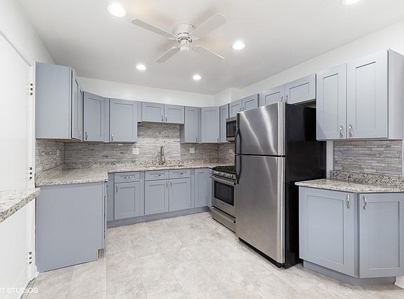 4th image of 234 N Walnut St APT C