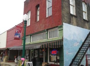 109 N Johnson St, Mineola, TX 75773