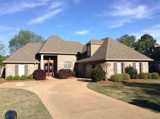 1209 Woodberry Dr, Madison, MS 39110