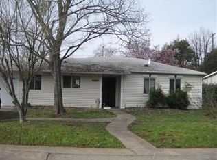 1333 Shadowglen Rd, Sacramento, CA 95864