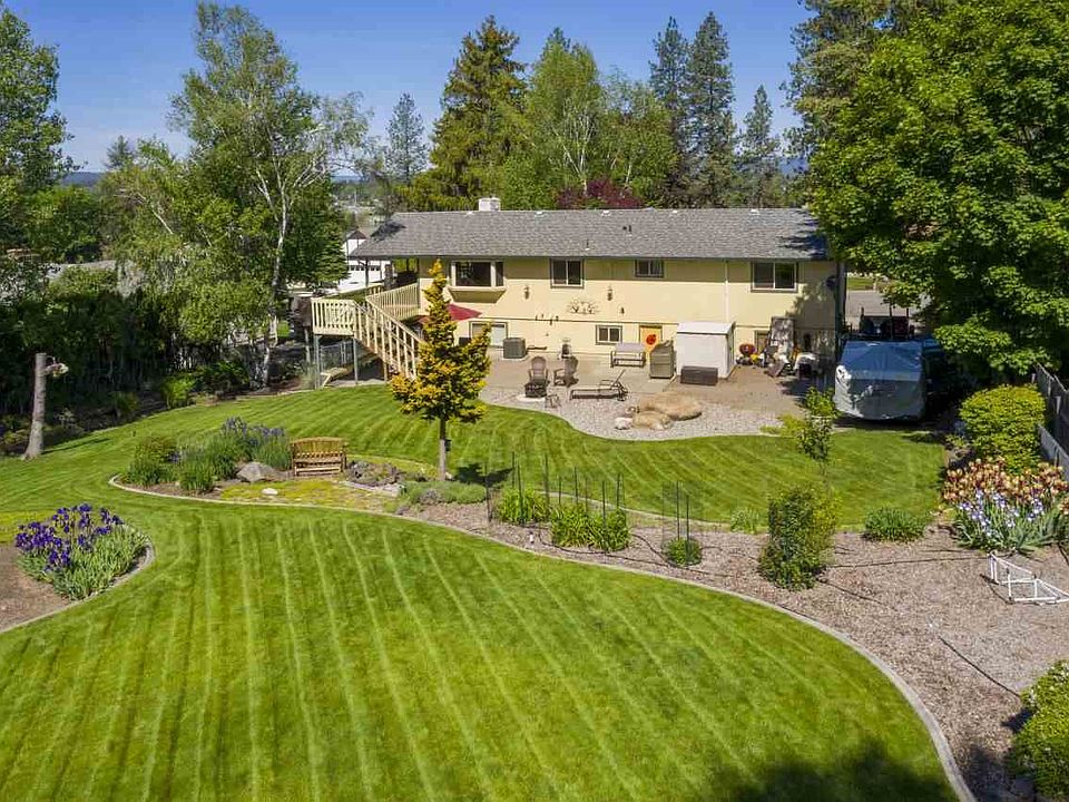 2nd image of 1823 S Vera Crest Dr