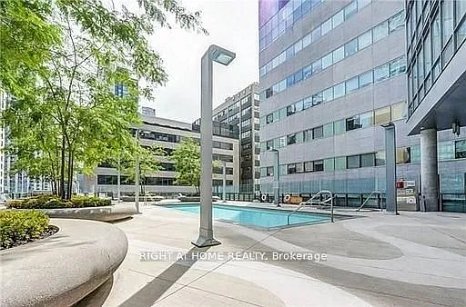 832 Bay St #902 — Photo 19