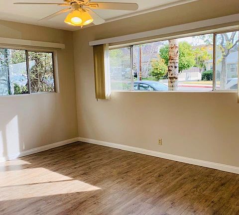 5th image of 4439 Ocean View Blvd APT 11