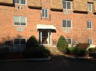 16 Lawrence St APT 12, Quincy, MA 02169