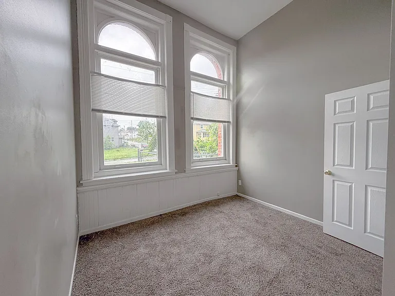 Mason School Apartments — Photo 51