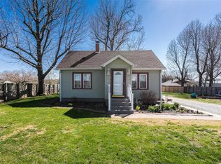 4812 Wanda Rd, Roxana, IL 62084