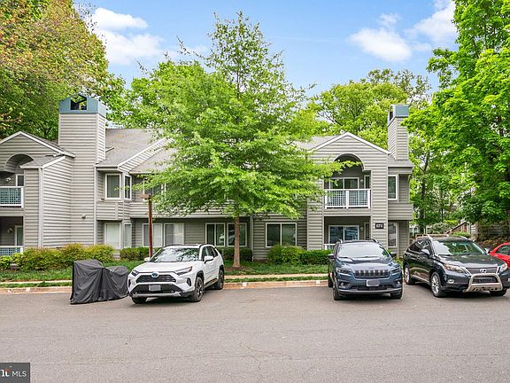 2nd image of 11711 Summerchase Cir