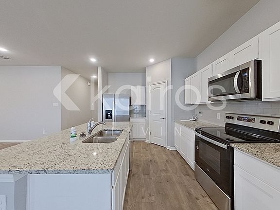 5th image of 116 Santiago Ct