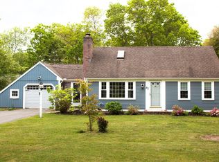 43 Woodridge Rd, East Sandwich, MA 02537