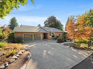 6580 SW Preslynn Dr, Portland, OR 97225