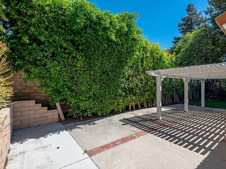 3235 W Sierra Dr — Photo 33