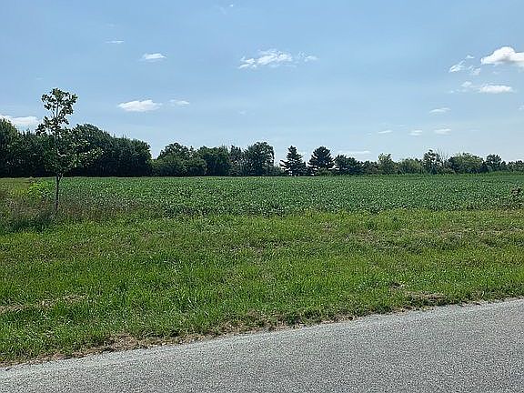 2.5 acre lot 