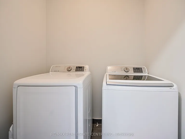 226 Lormont Blvd — Photo 34