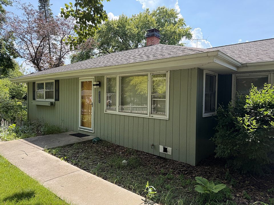 2nd image of 37360 N Hillside Dr