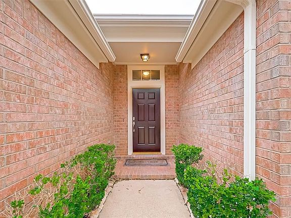 5th image of 22523 Cascade Springs Dr