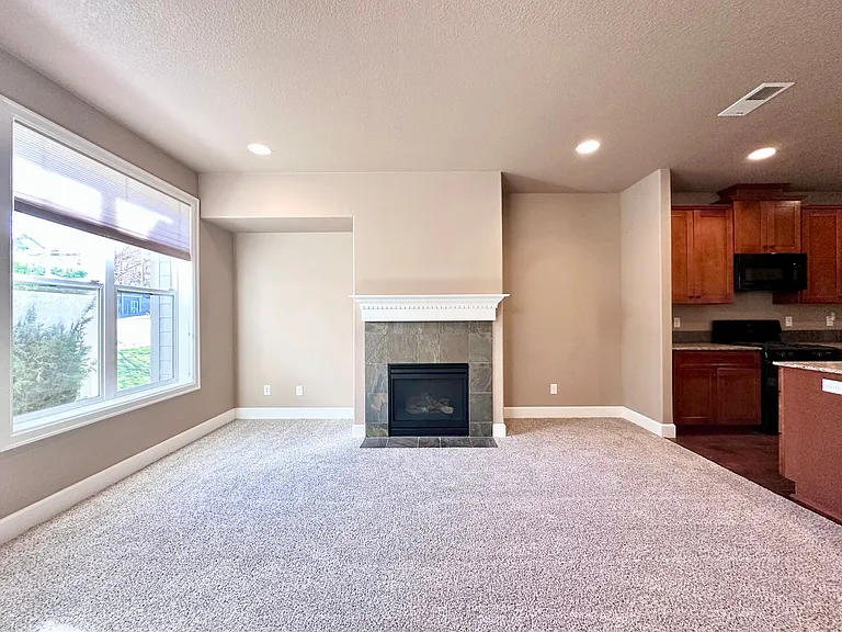 19021 Village Blvd — Photo 4