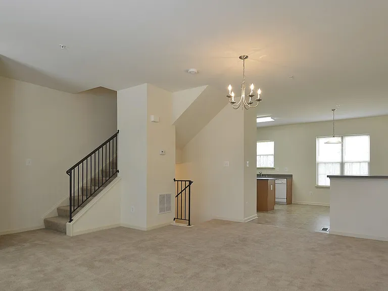 The Pointe at Manorgreen Townhomes — Photo 8