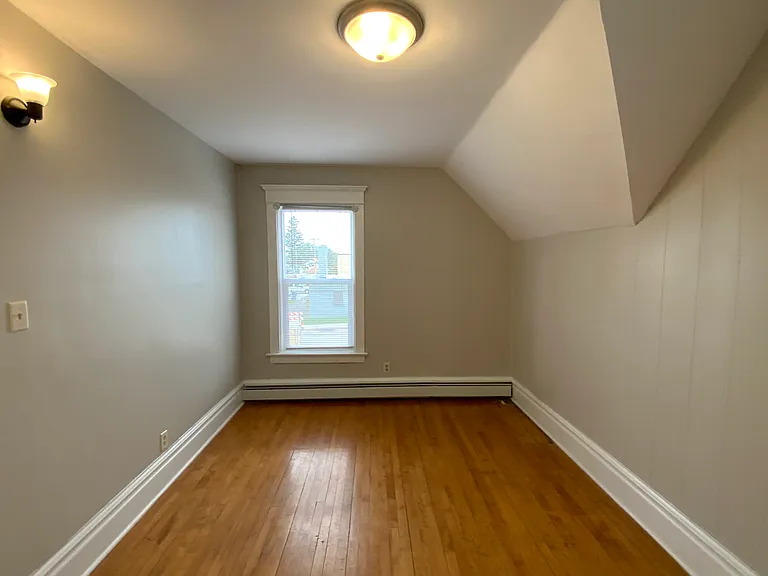 1508 Hammond Ave — Photo 12