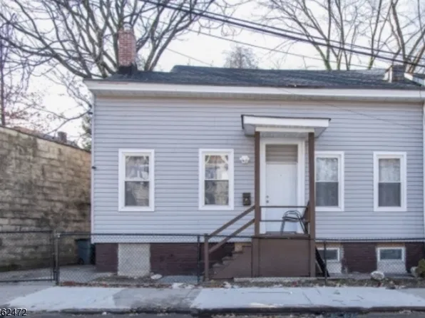 11 N Bridge St, Paterson City, NJ 07522