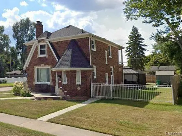 9001 Riverdale, Redford, MI 48239
