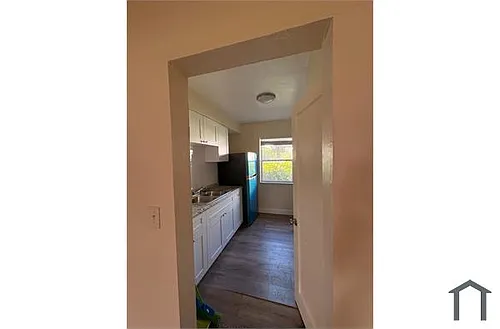 425 NE 82nd St #1 Photo 1