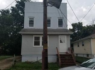 12 Lowell St, Carteret, NJ