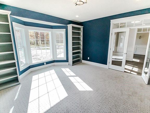 5th image of 8246 Poplar Way