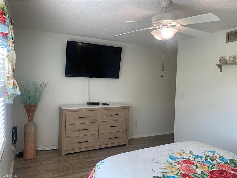 1740 Pine Valley Dr #102 — Photo 12