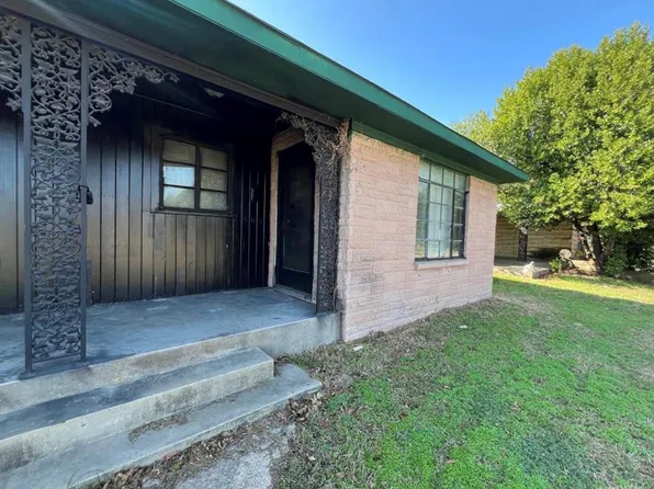 509 Bowser St #509, Rockdale, TX 76567
