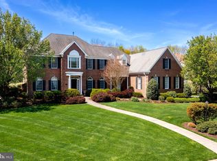 133 Pheasant Field Ln, Moorestown, NJ 08057