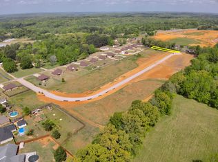 16 Alabama St, Killen, AL 35645