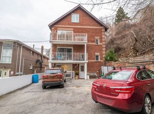 6 Garrow Ave #3, Toronto, ON M6N2C5