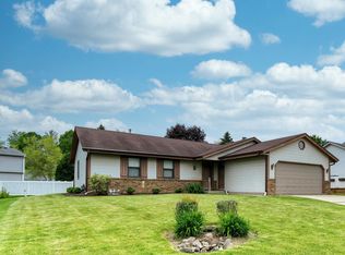 N76W15313 Prairie Ln, Menomonee Falls, WI 53051