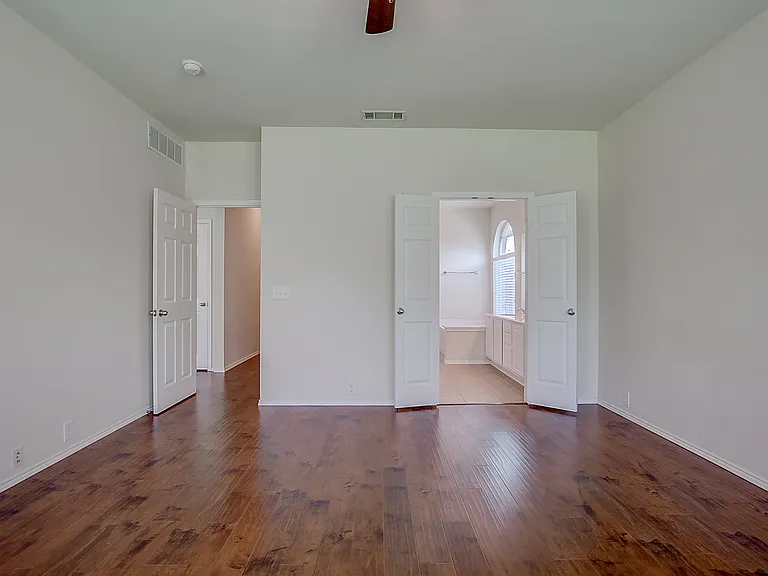 2609 Monroe Dr — Photo 17