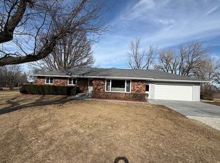 4801 Everlou Rd, Cedar Rapids, IA 52404
