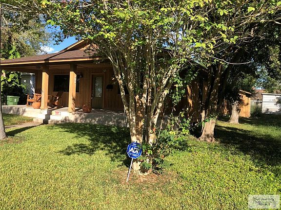 5th image of 611 S Fannin St
