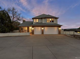 6841 Oberon Rd, Arvada, CO 80004