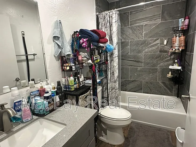 2922 E Roeser Rd #2 — Photo 7