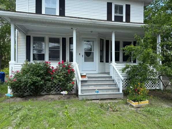 300 Bridge St #1, Westbrook, ME 04092