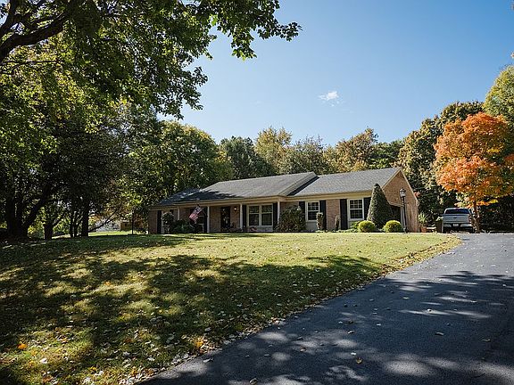 2nd image of 888 Morningside Dr