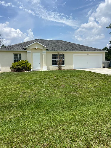 9310 78th Pl Photo 1