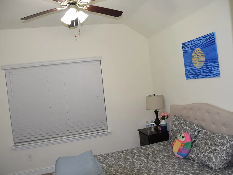 414 Parkford Dr — Photo 15