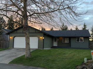 827 130th St E, Tacoma, WA 98445