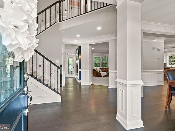 5th image of 16153 Jordan Crest Ct