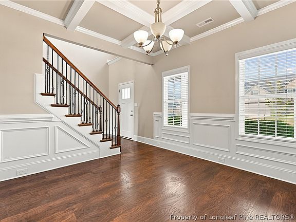 5th image of 321 Cornhill Rd