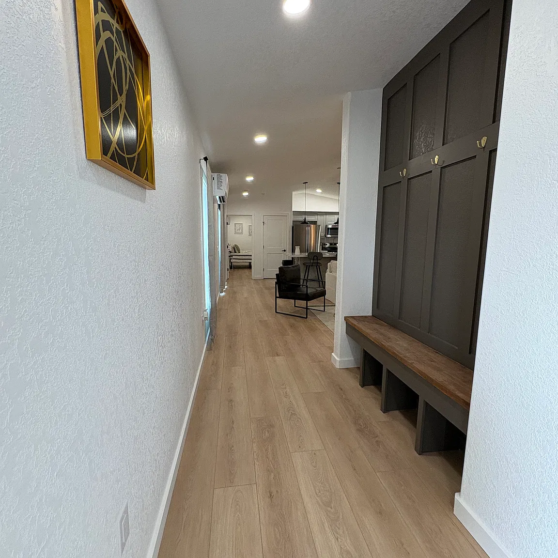3 bed, 1360 sqft, $3,390 — Photo 2